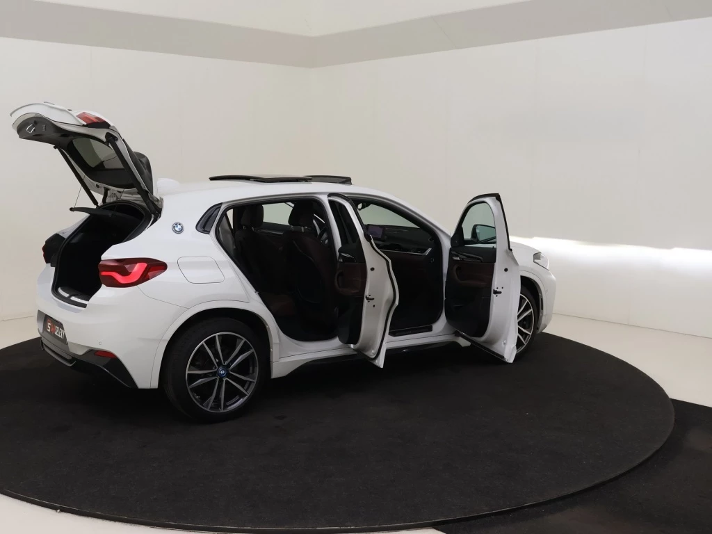 Hoofdafbeelding BMW X2