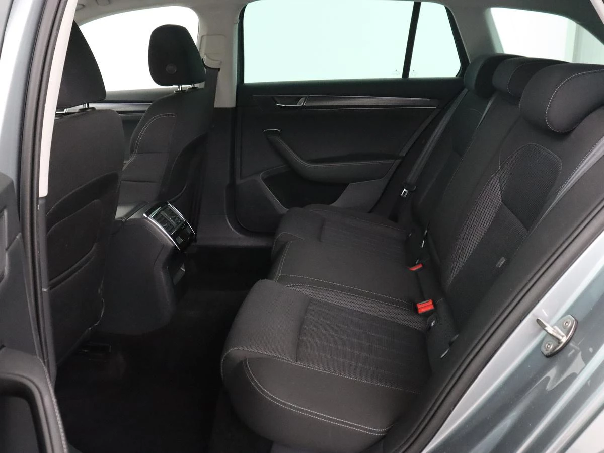 Hoofdafbeelding Škoda Superb