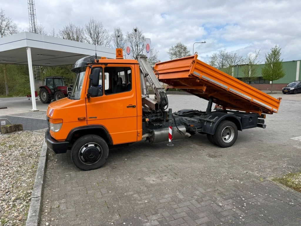 Hoofdafbeelding Mercedes-Benz 815 D Kipper