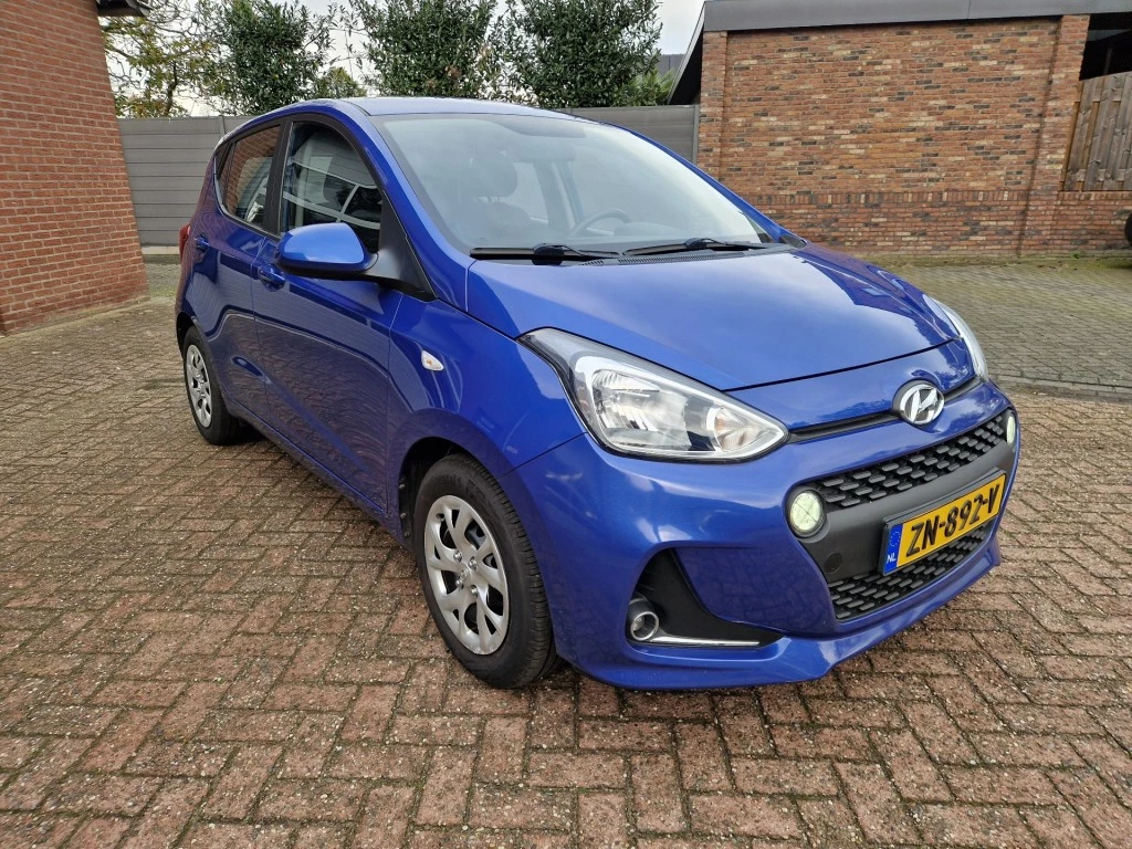 Hoofdafbeelding Hyundai i10