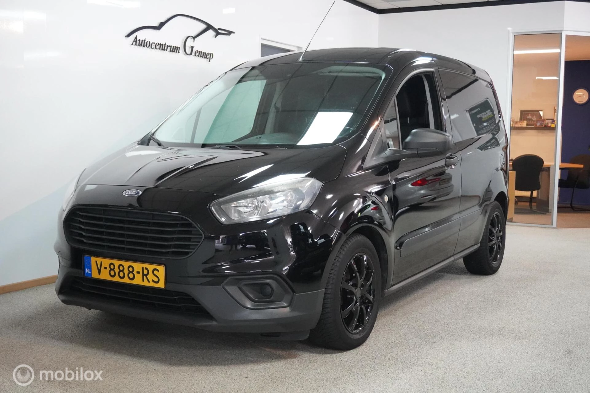 Hoofdafbeelding Ford Transit Courier