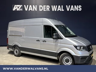 Hoofdafbeelding Volkswagen Crafter Volkswagen Crafter 2.0 TDI 140pk L3H3 L2H2 Achterwiel aandrijving Euro6 Airco | Camera | 3000kg Trekhaak | Apple Carplay Android Auto, Bijrijdersbank