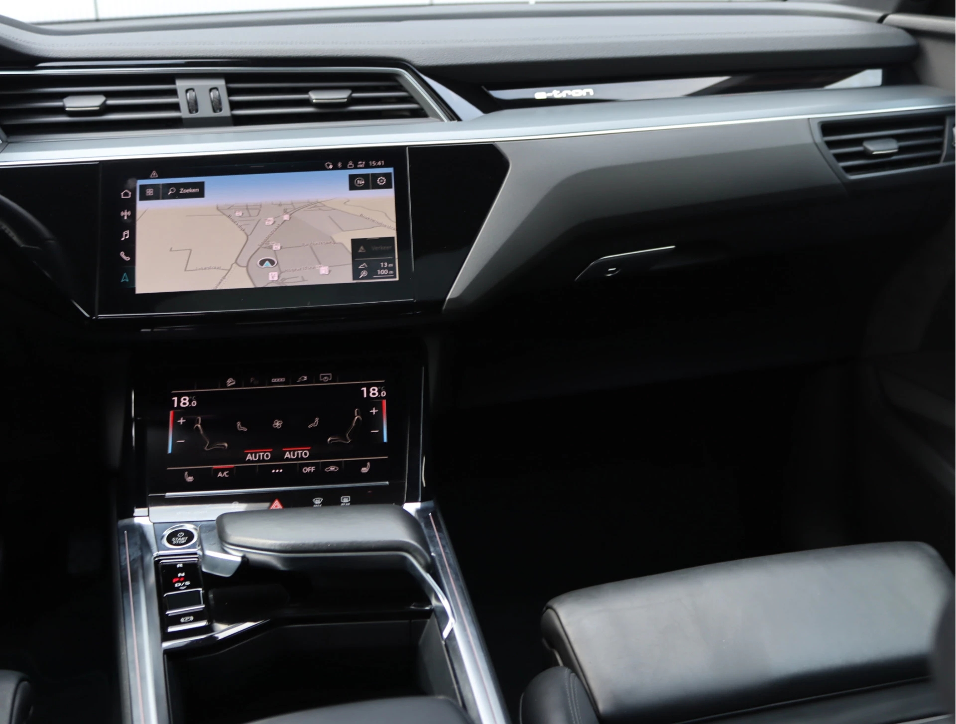 Hoofdafbeelding Audi e-tron