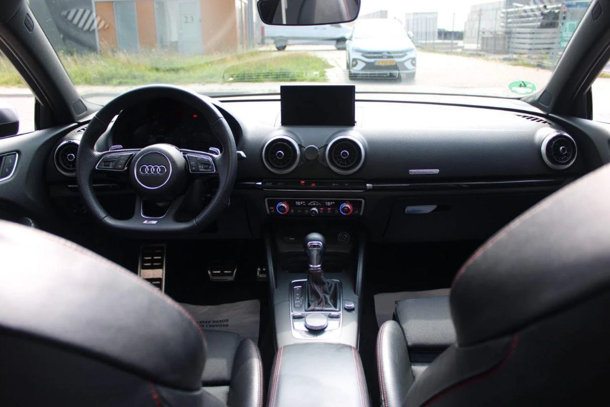 Hoofdafbeelding Audi S3