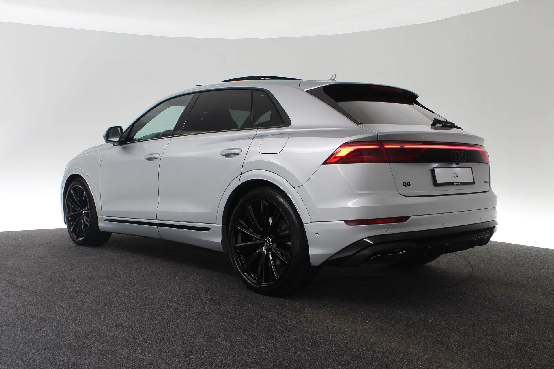Hoofdafbeelding Audi Q8