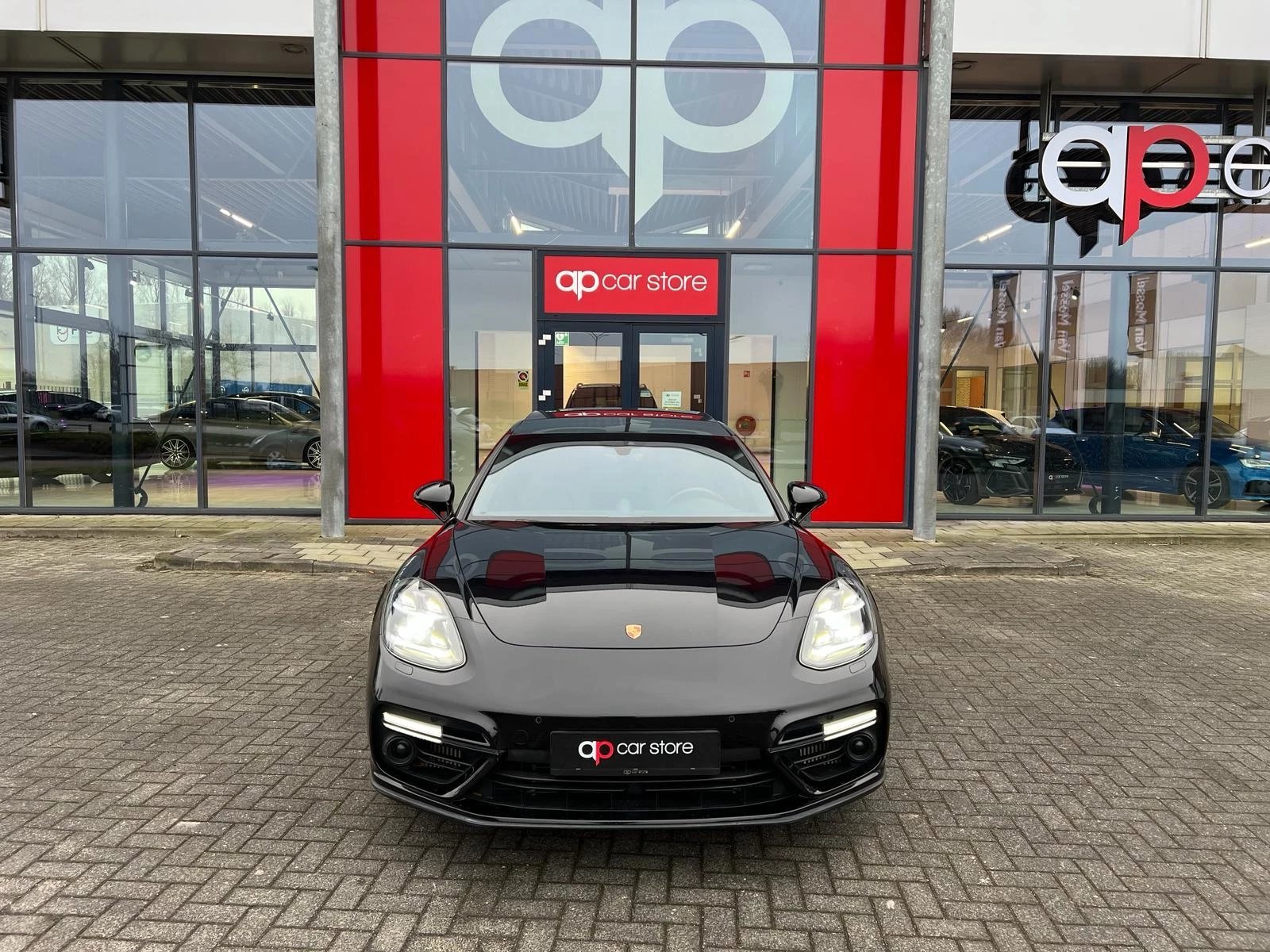 Hoofdafbeelding Porsche Panamera