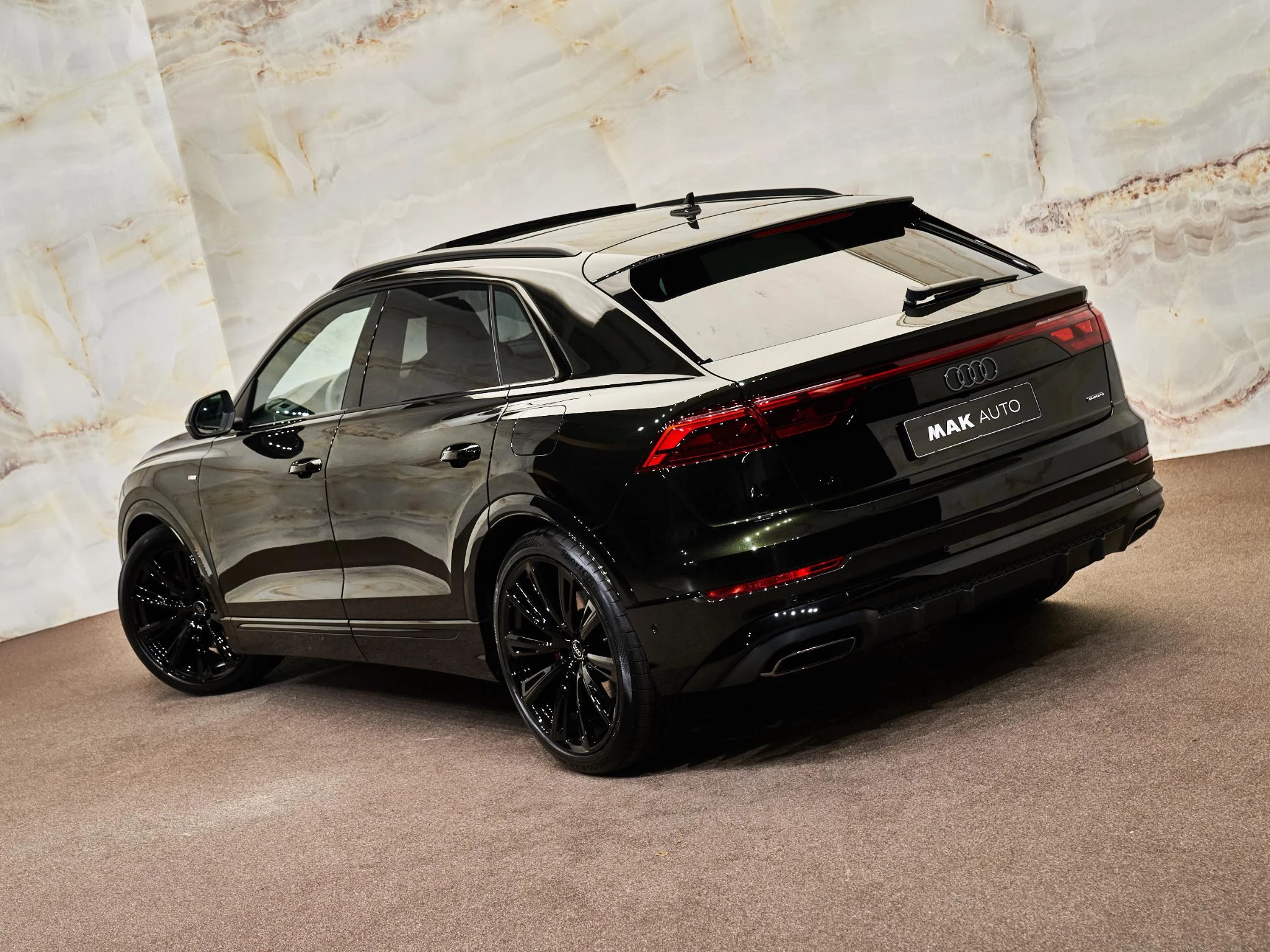 Hoofdafbeelding Audi Q8