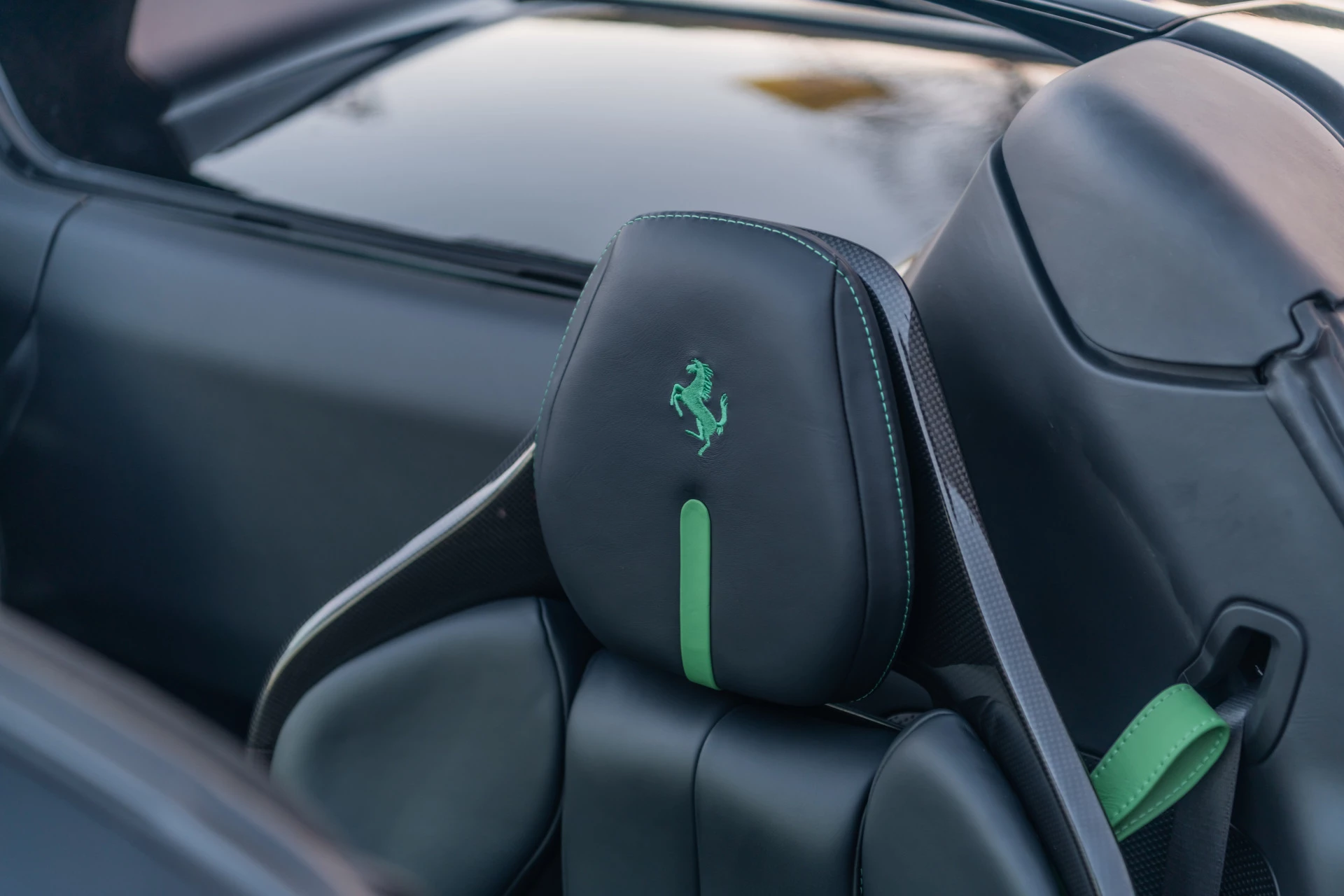 Hoofdafbeelding Ferrari 296