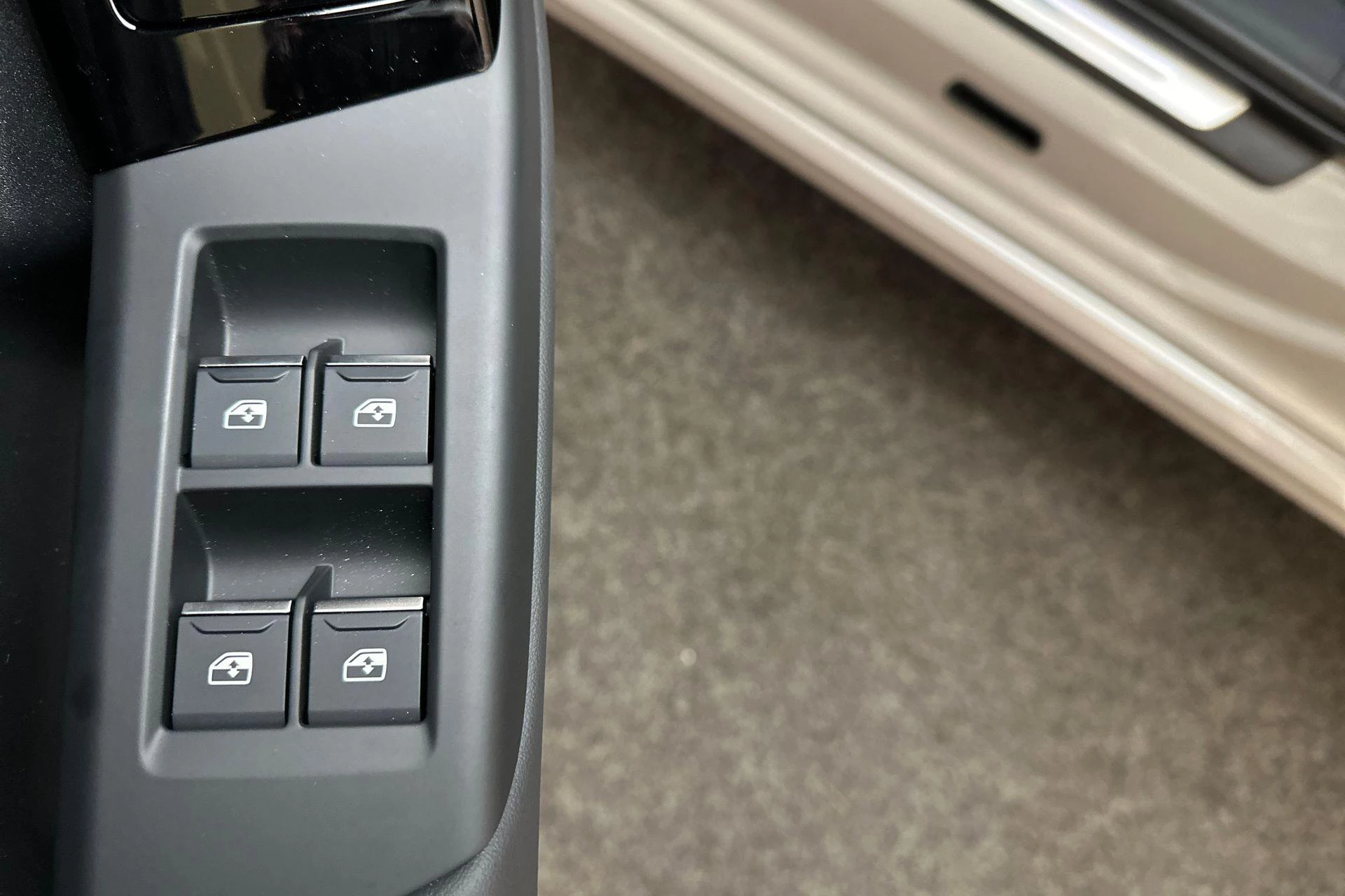 Hoofdafbeelding Audi A6 Avant e-tron