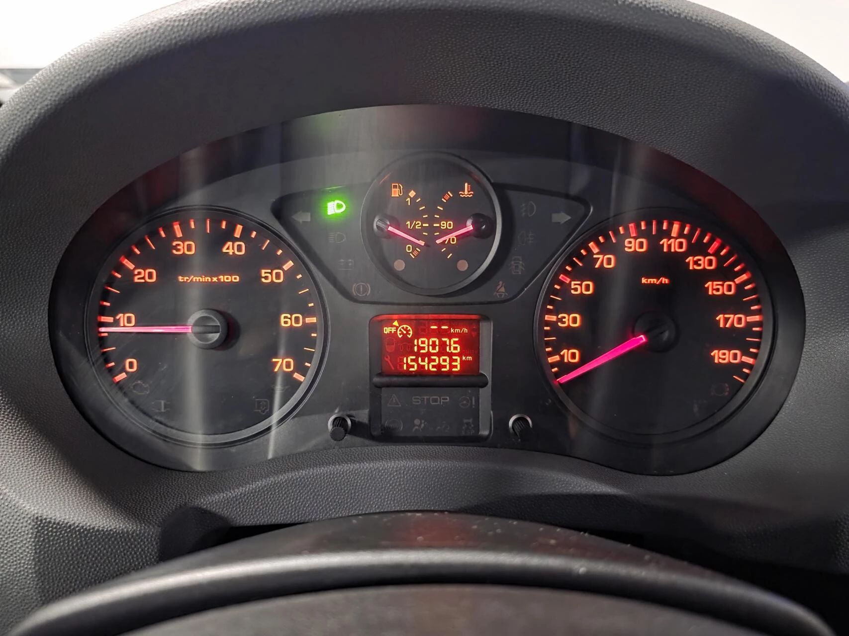 Hoofdafbeelding Peugeot Expert