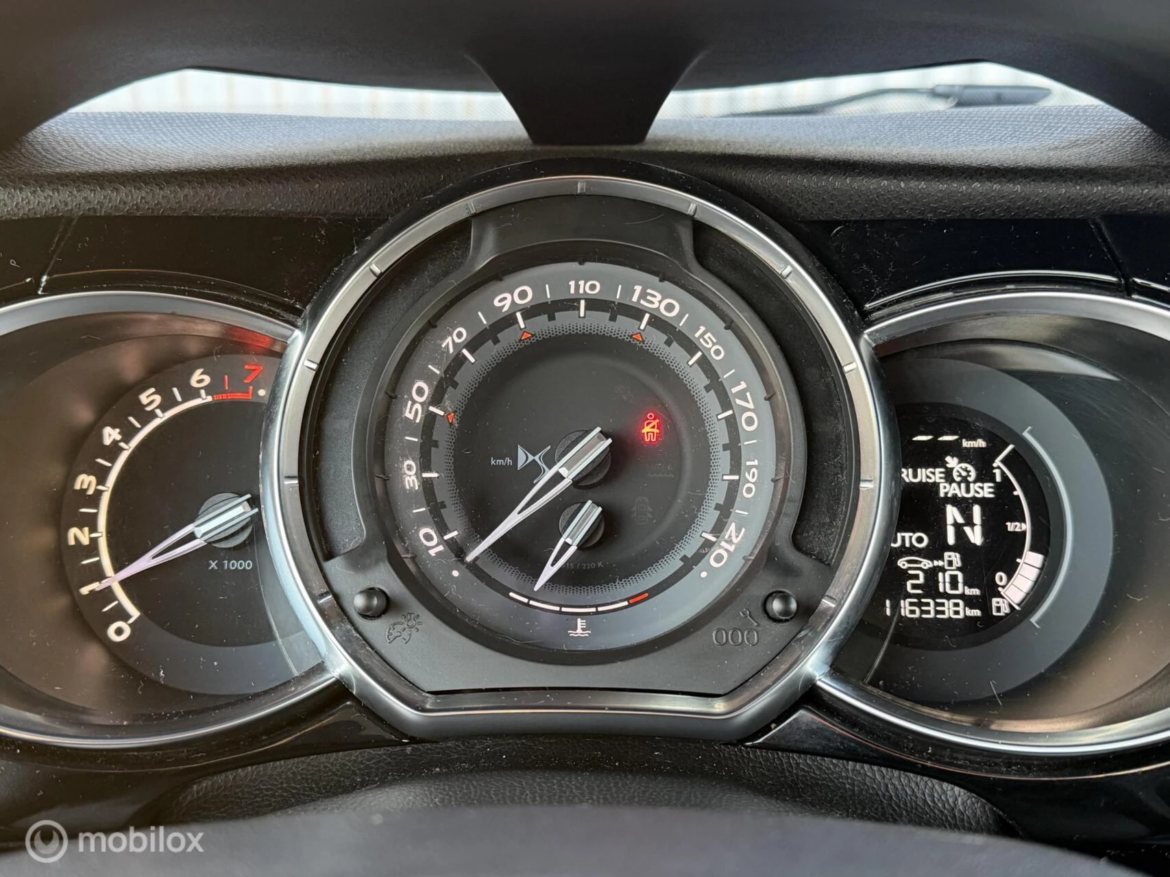 Hoofdafbeelding DS DS 3