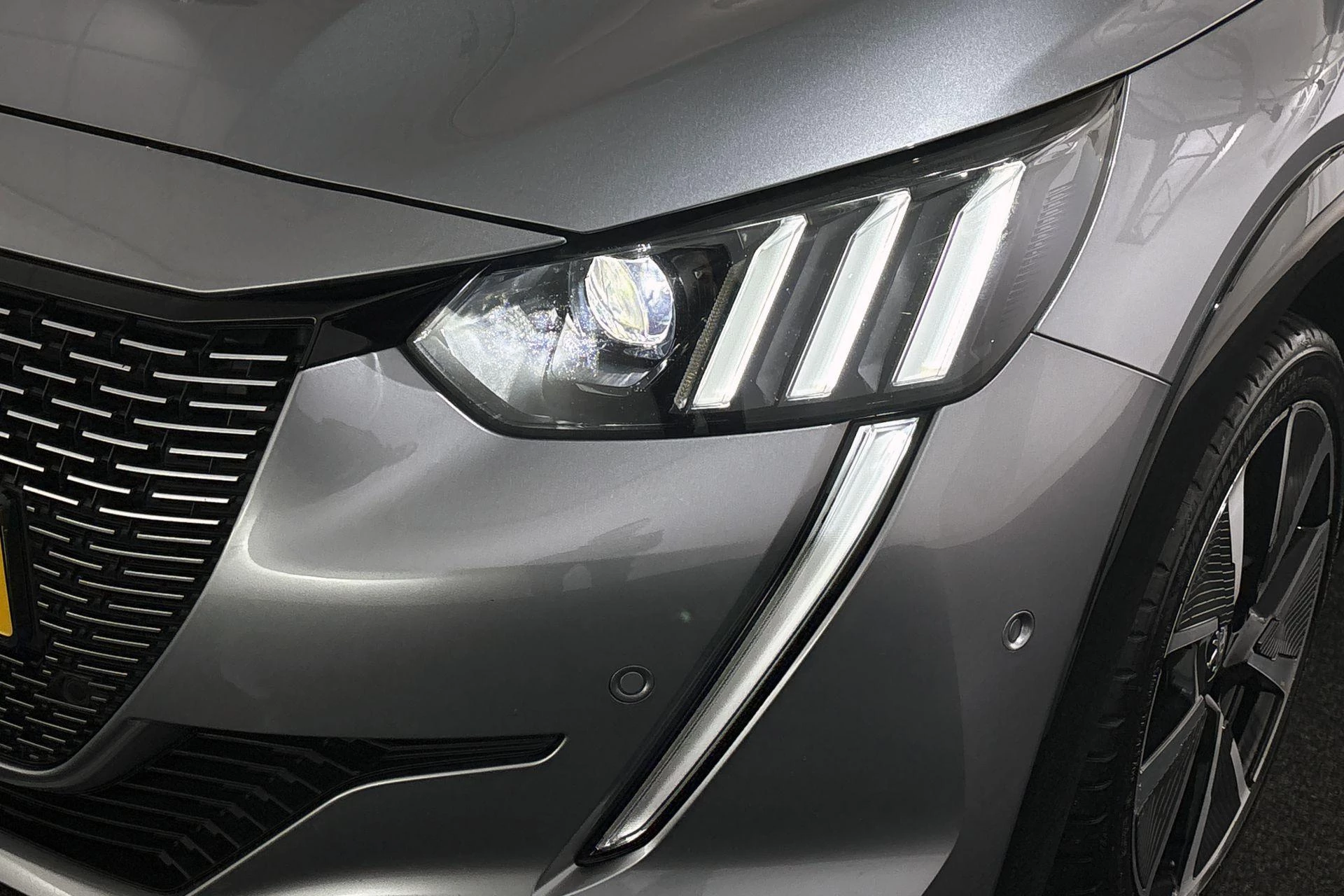 Hoofdafbeelding Peugeot e-208