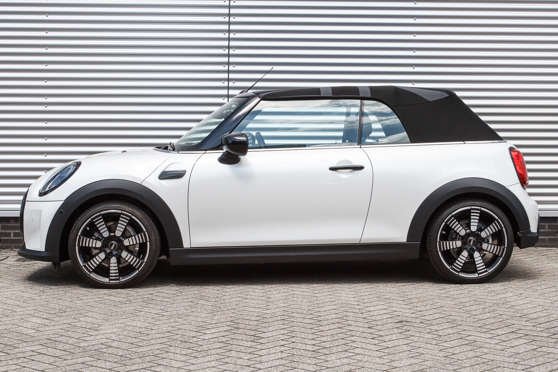 Hoofdafbeelding MINI Cooper Cabrio