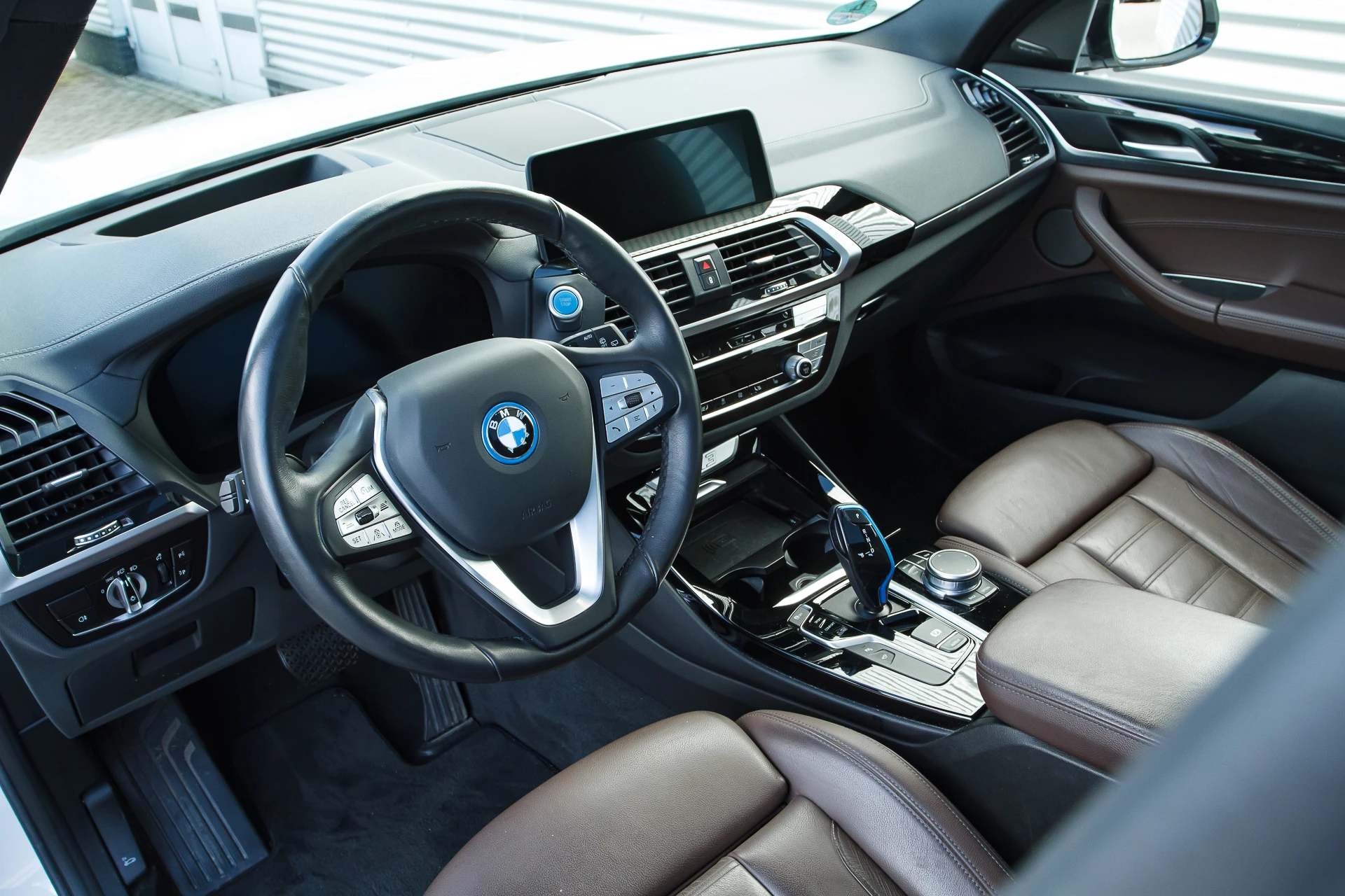Hoofdafbeelding BMW iX3