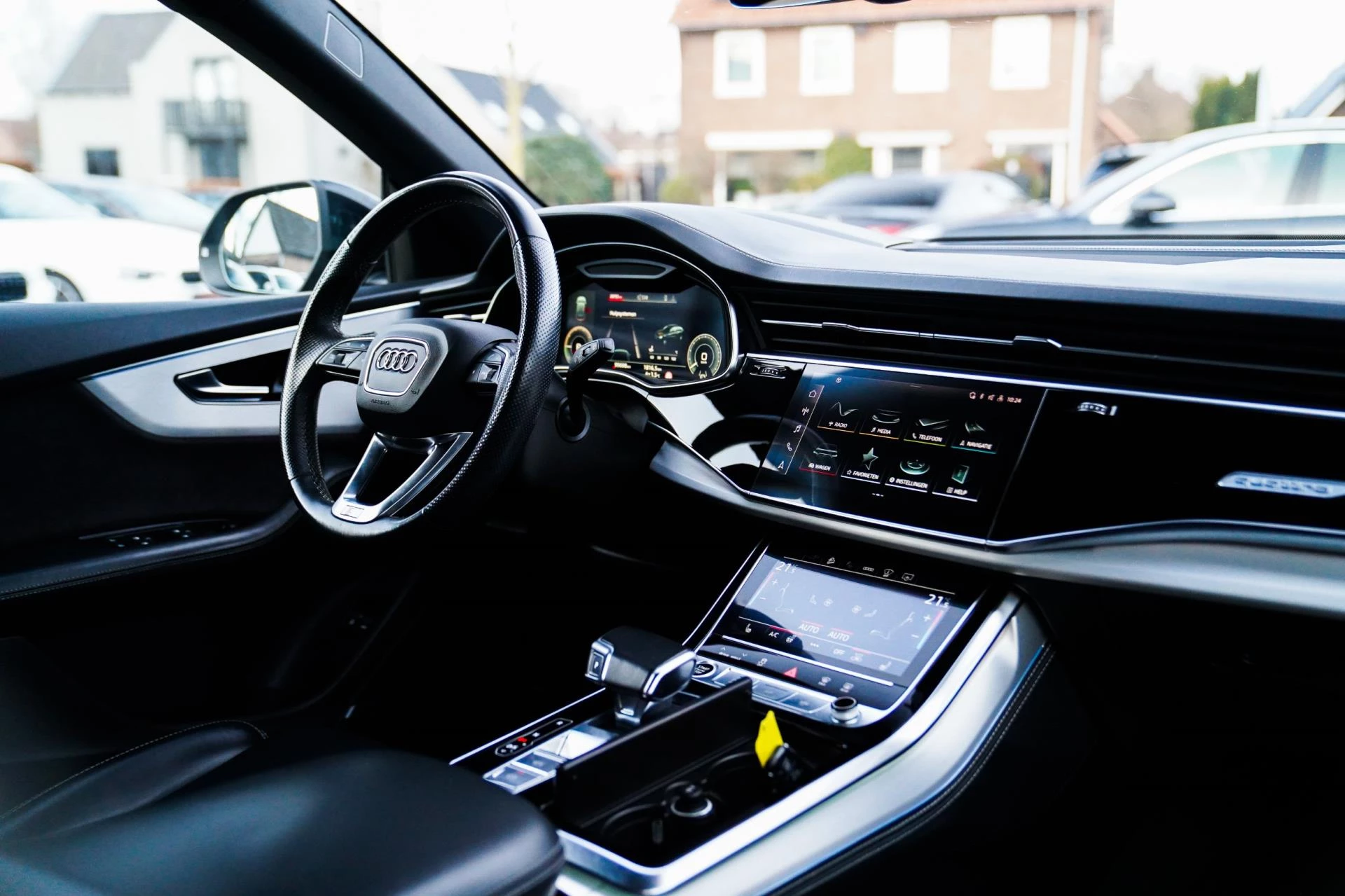 Hoofdafbeelding Audi Q8