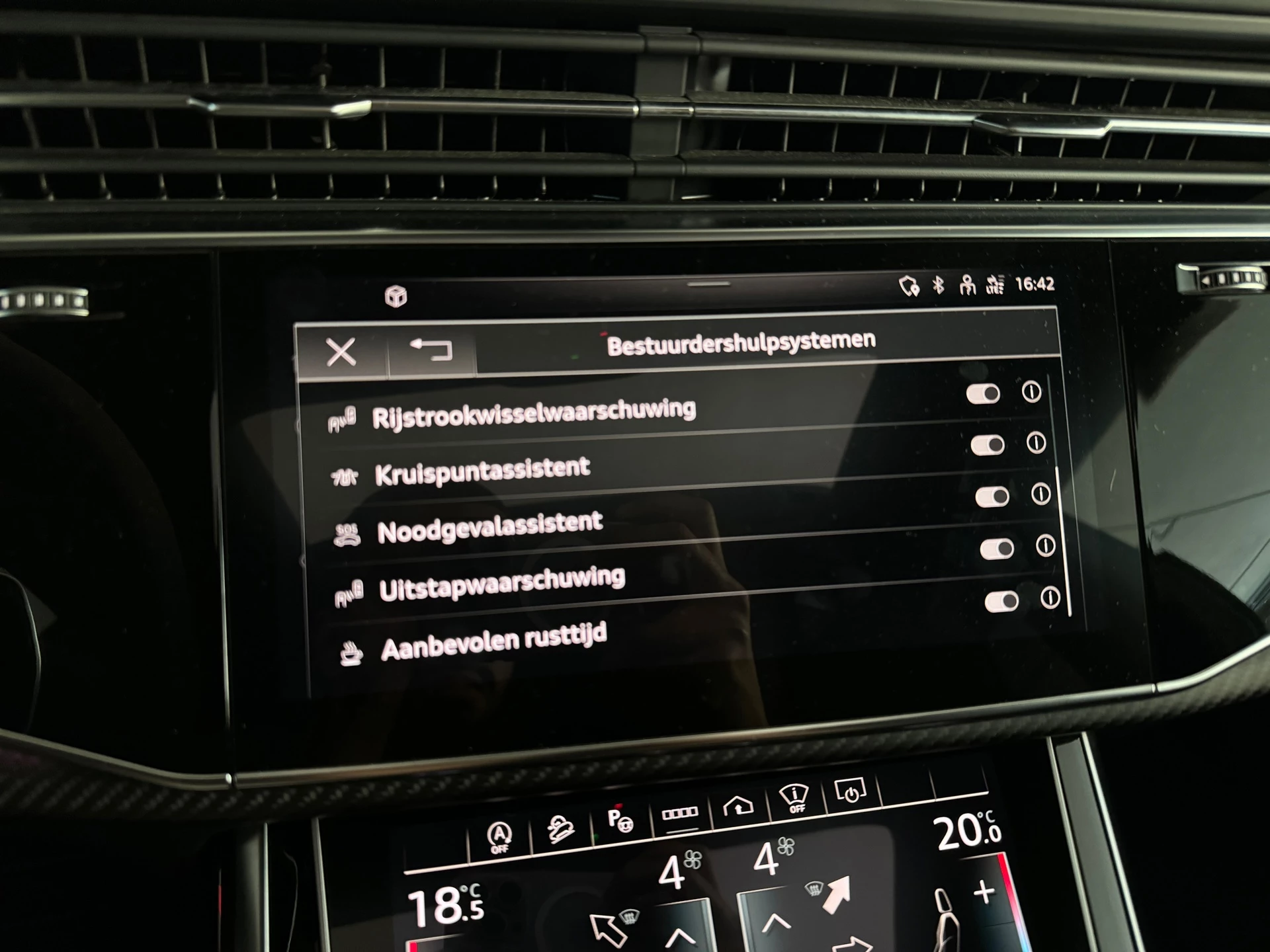 Hoofdafbeelding Audi RSQ8