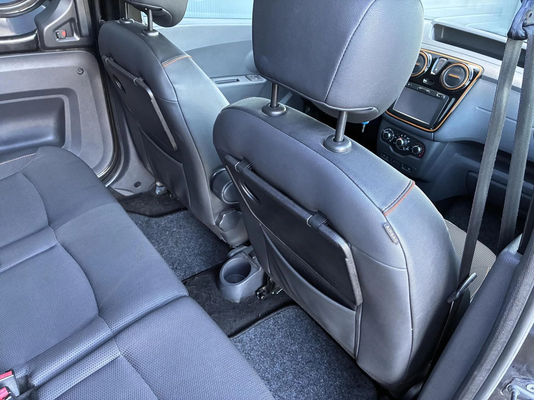 Hoofdafbeelding Dacia Dokker