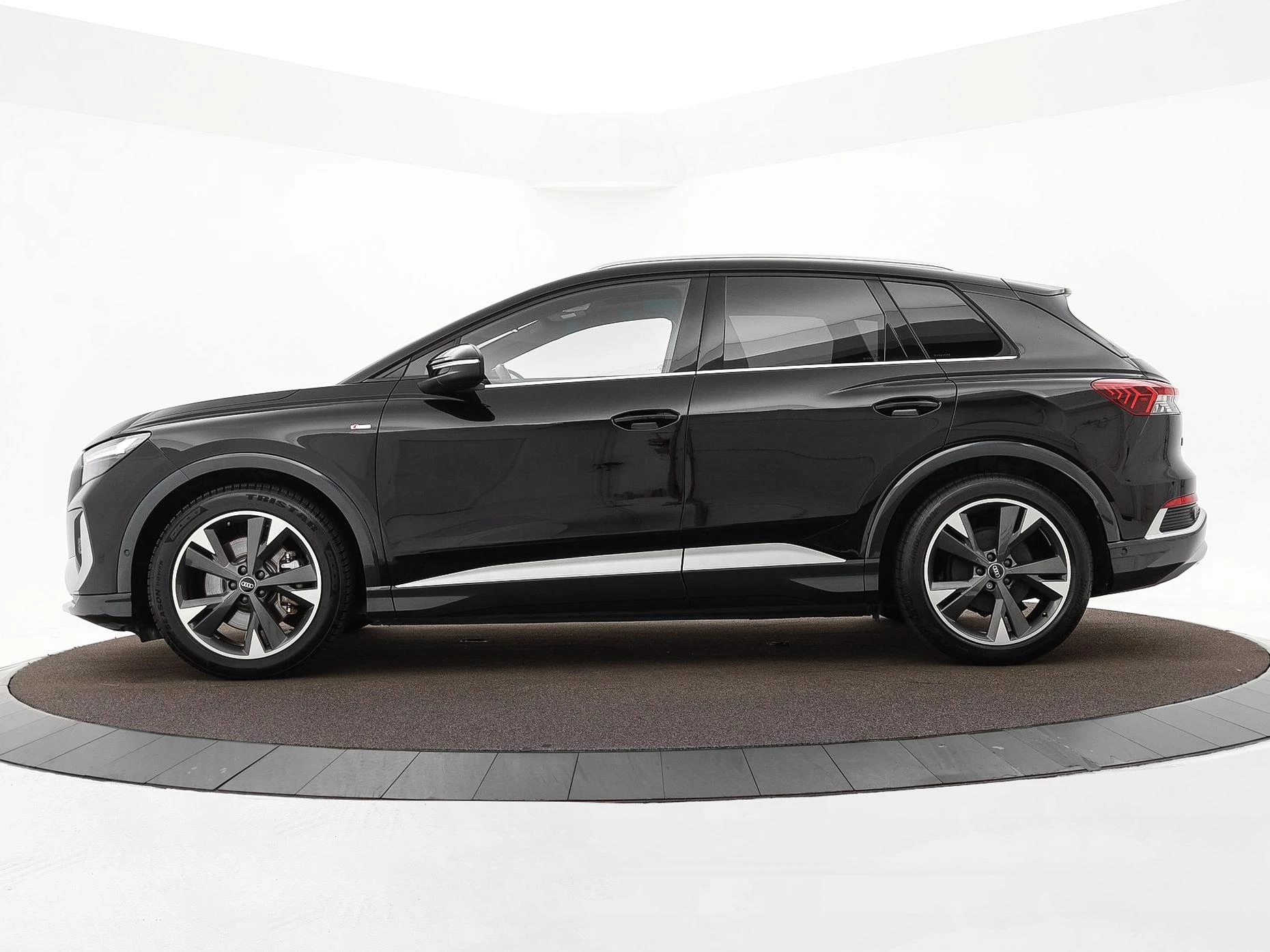 Hoofdafbeelding Audi Q4 e-tron