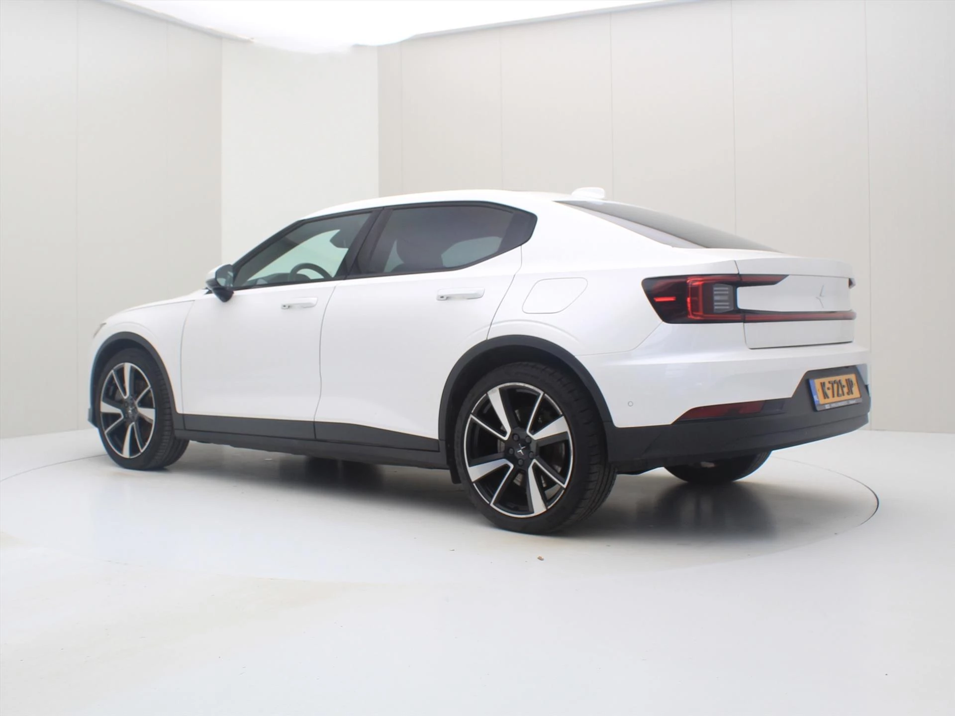 Hoofdafbeelding Polestar 2