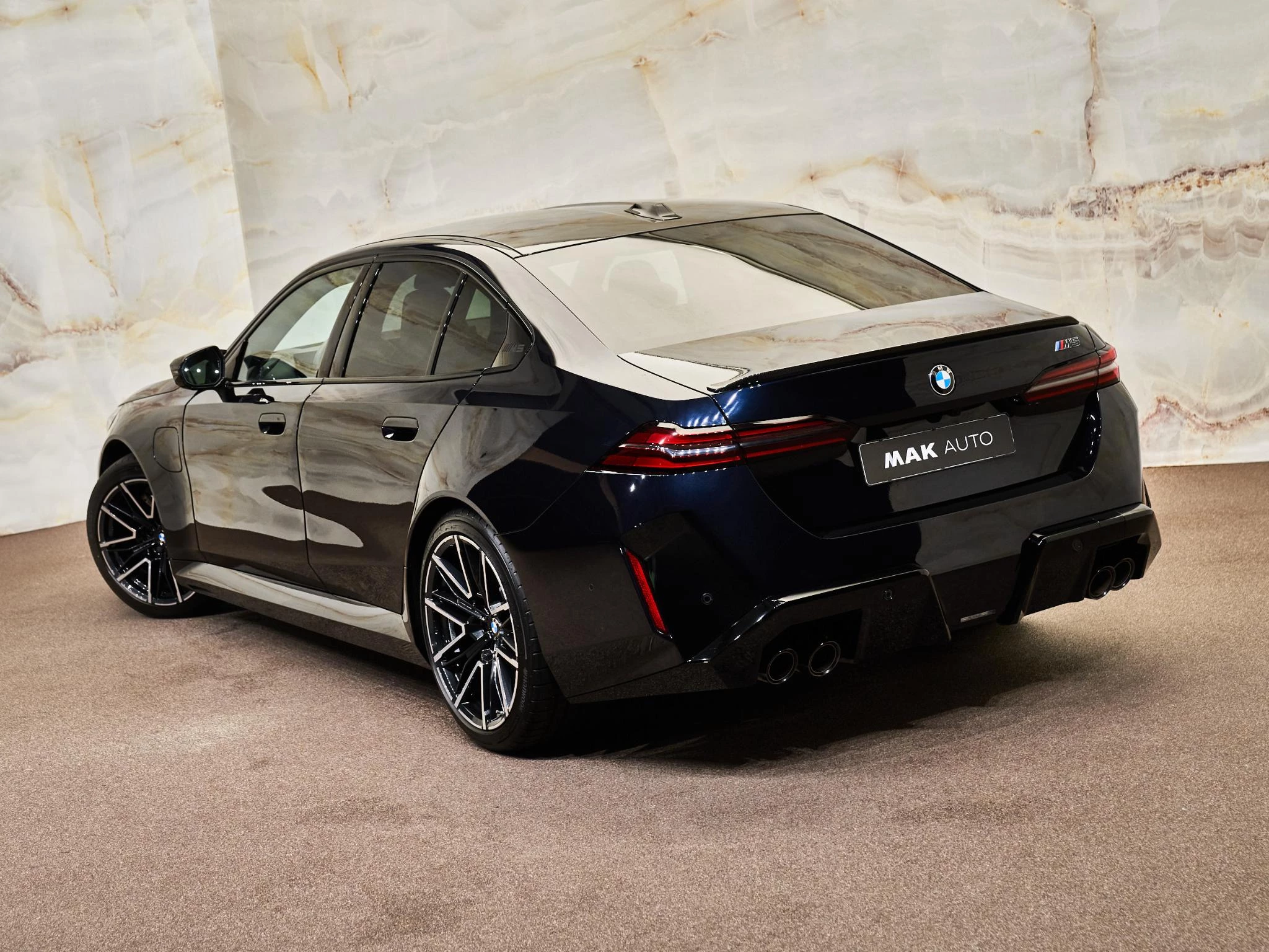 Hoofdafbeelding BMW M5