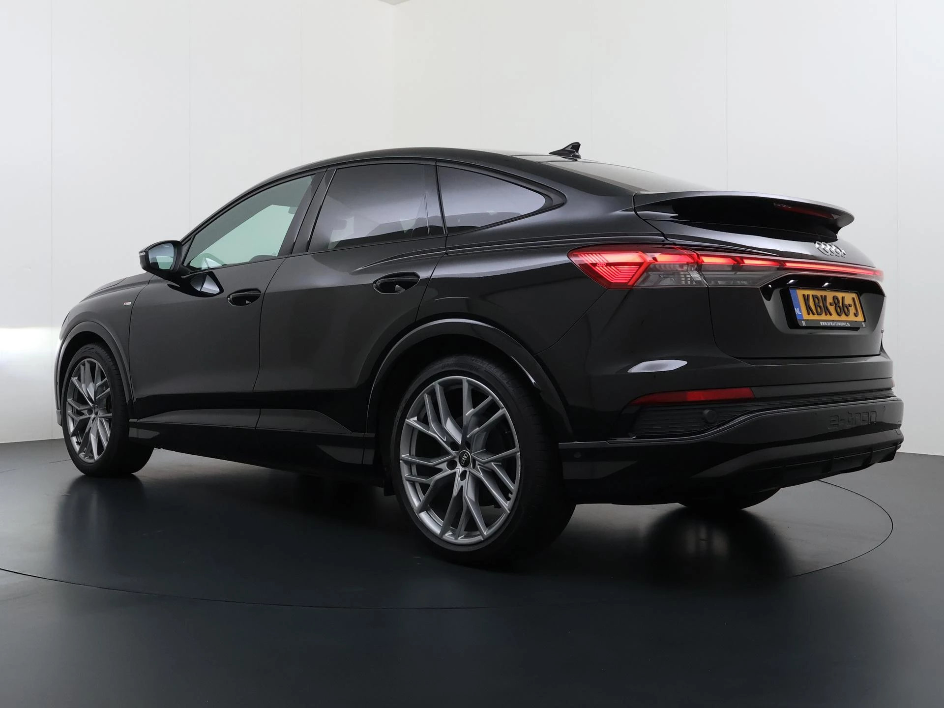 Hoofdafbeelding Audi Q4 Sportback e-tron