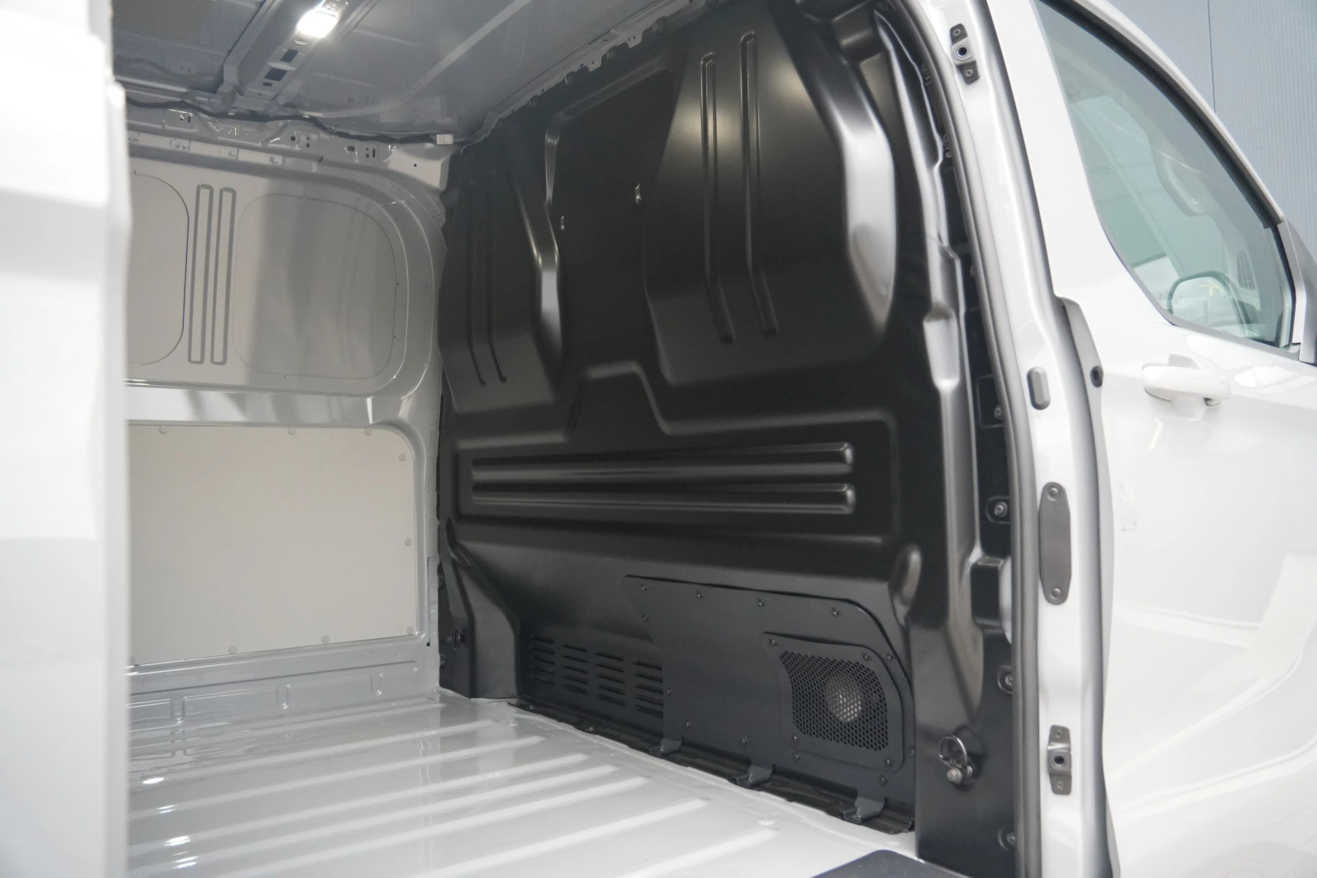 Hoofdafbeelding Ford E-Transit Custom