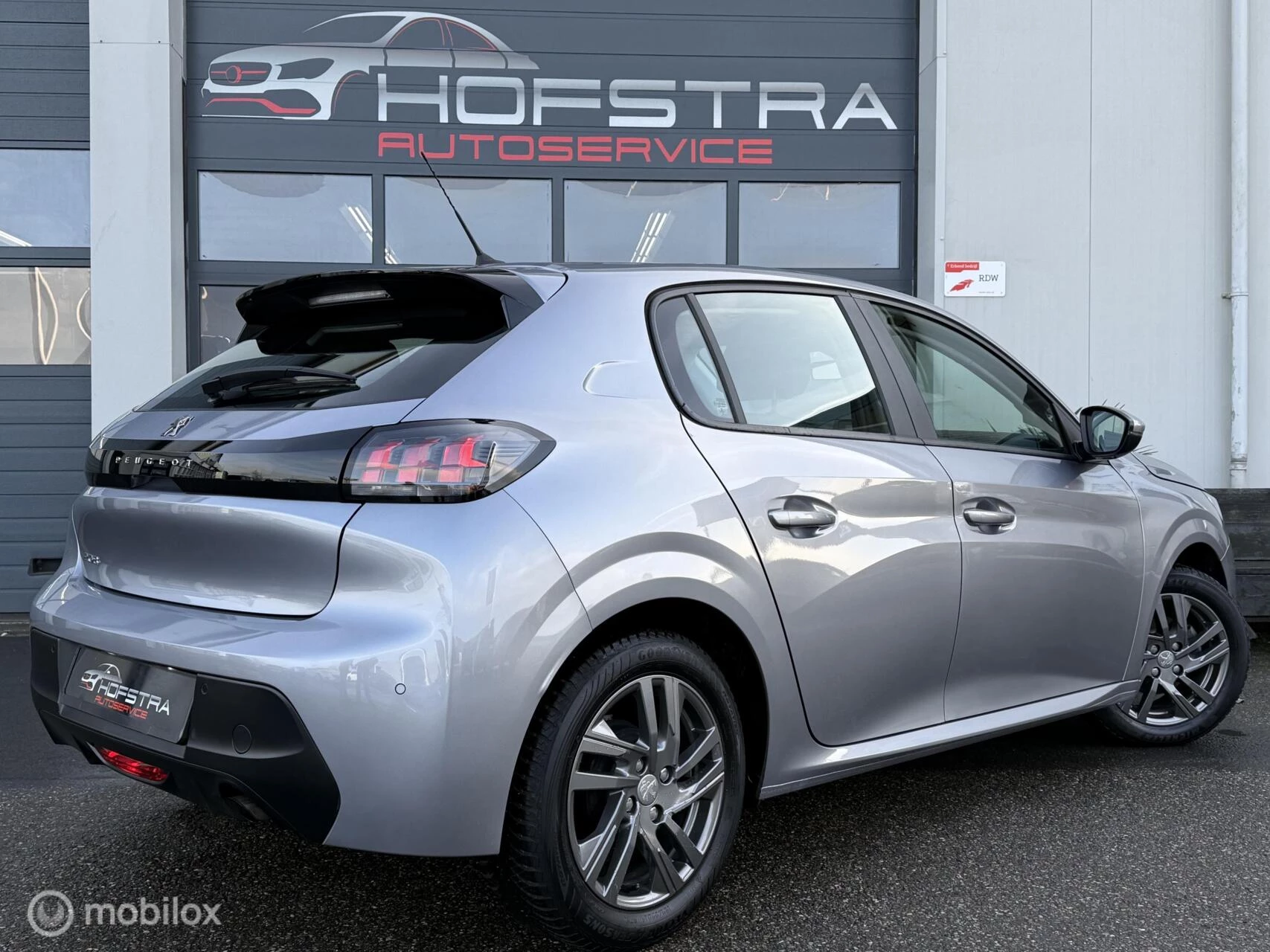 Hoofdafbeelding Peugeot 208