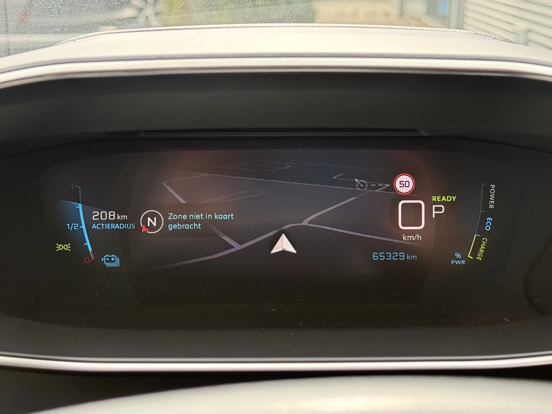 Hoofdafbeelding Peugeot e-2008