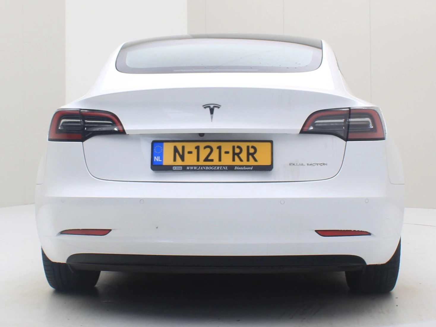 Hoofdafbeelding Tesla Model 3