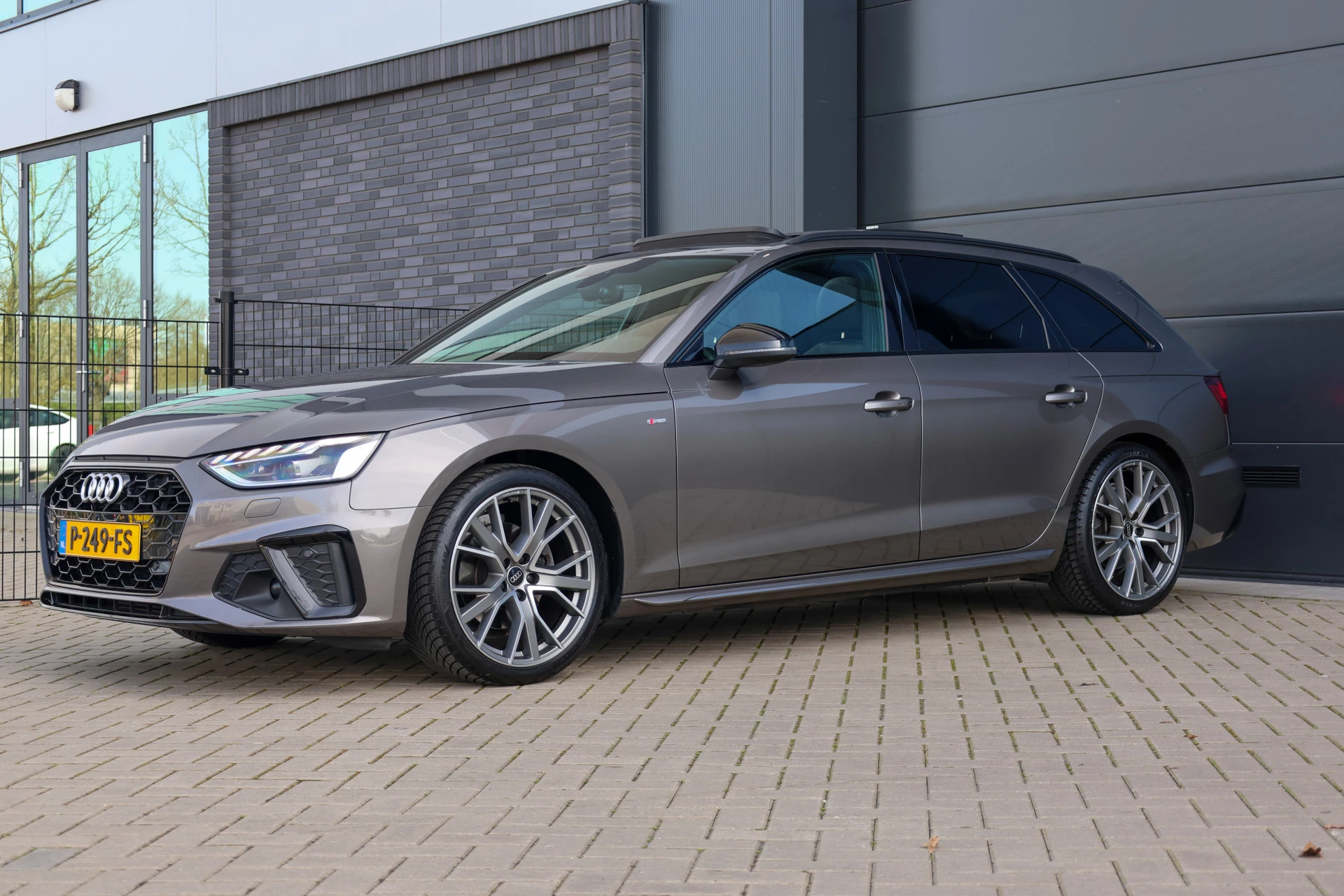 Hoofdafbeelding Audi A4