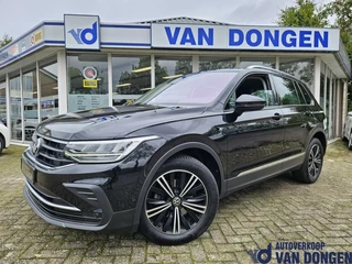 Hoofdafbeelding Volkswagen Tiguan Volkswagen Tiguan 1.5 TSI Active Automaat | Navi / Carplay / Camera / Cruise