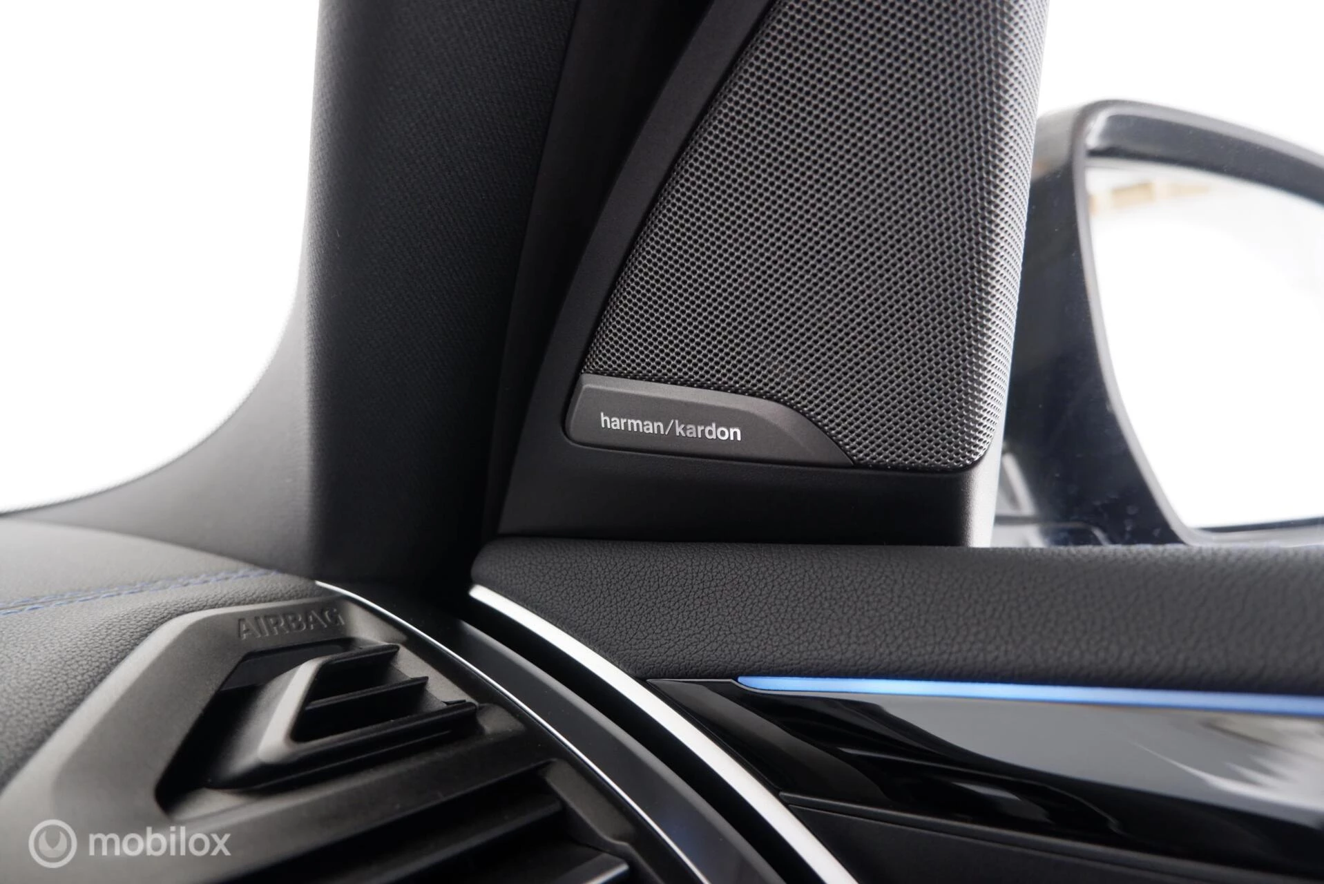 Hoofdafbeelding BMW iX3