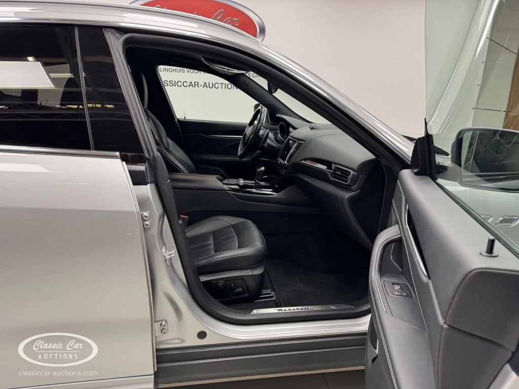 Hoofdafbeelding Maserati Levante