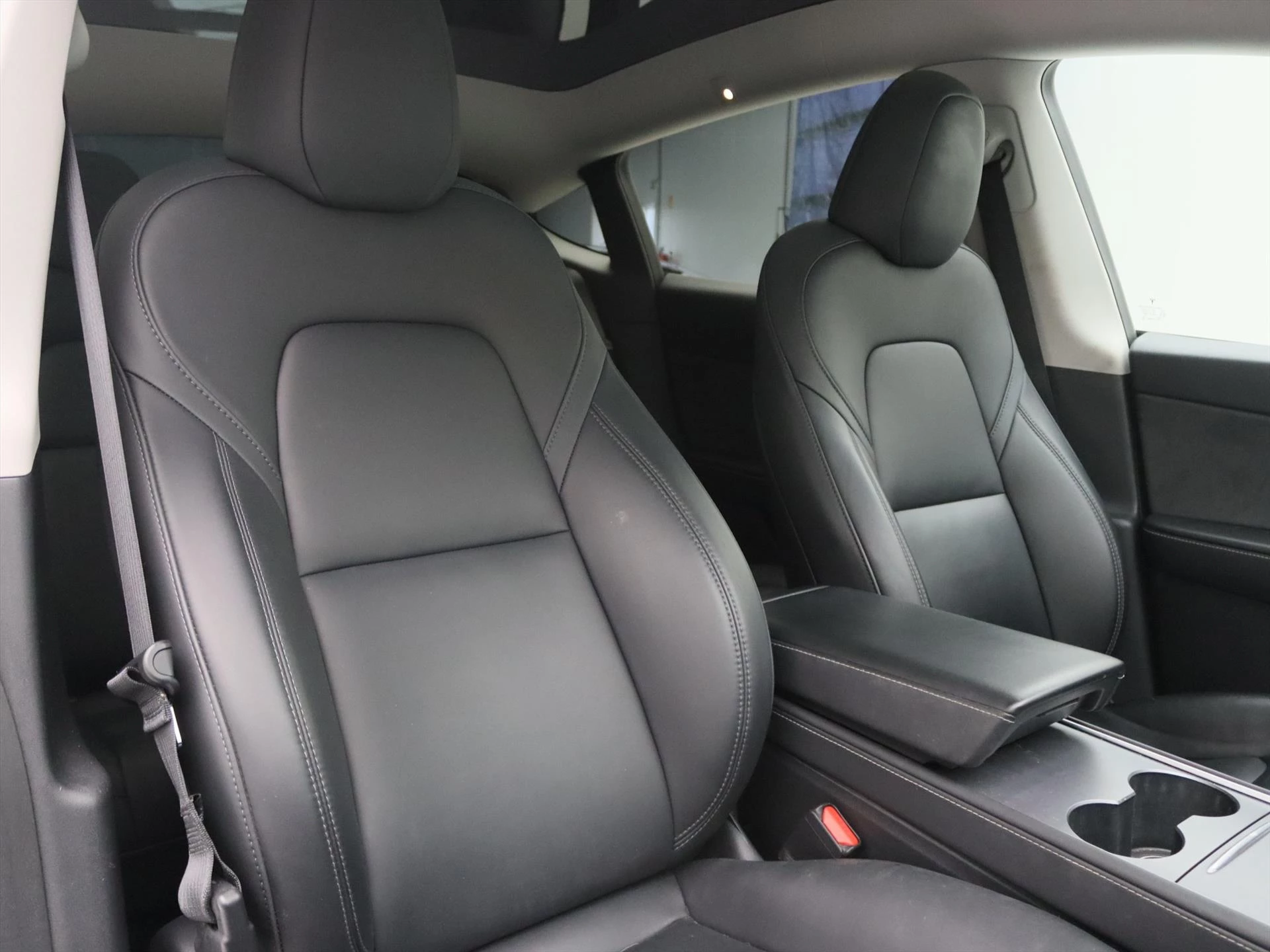 Hoofdafbeelding Tesla Model Y