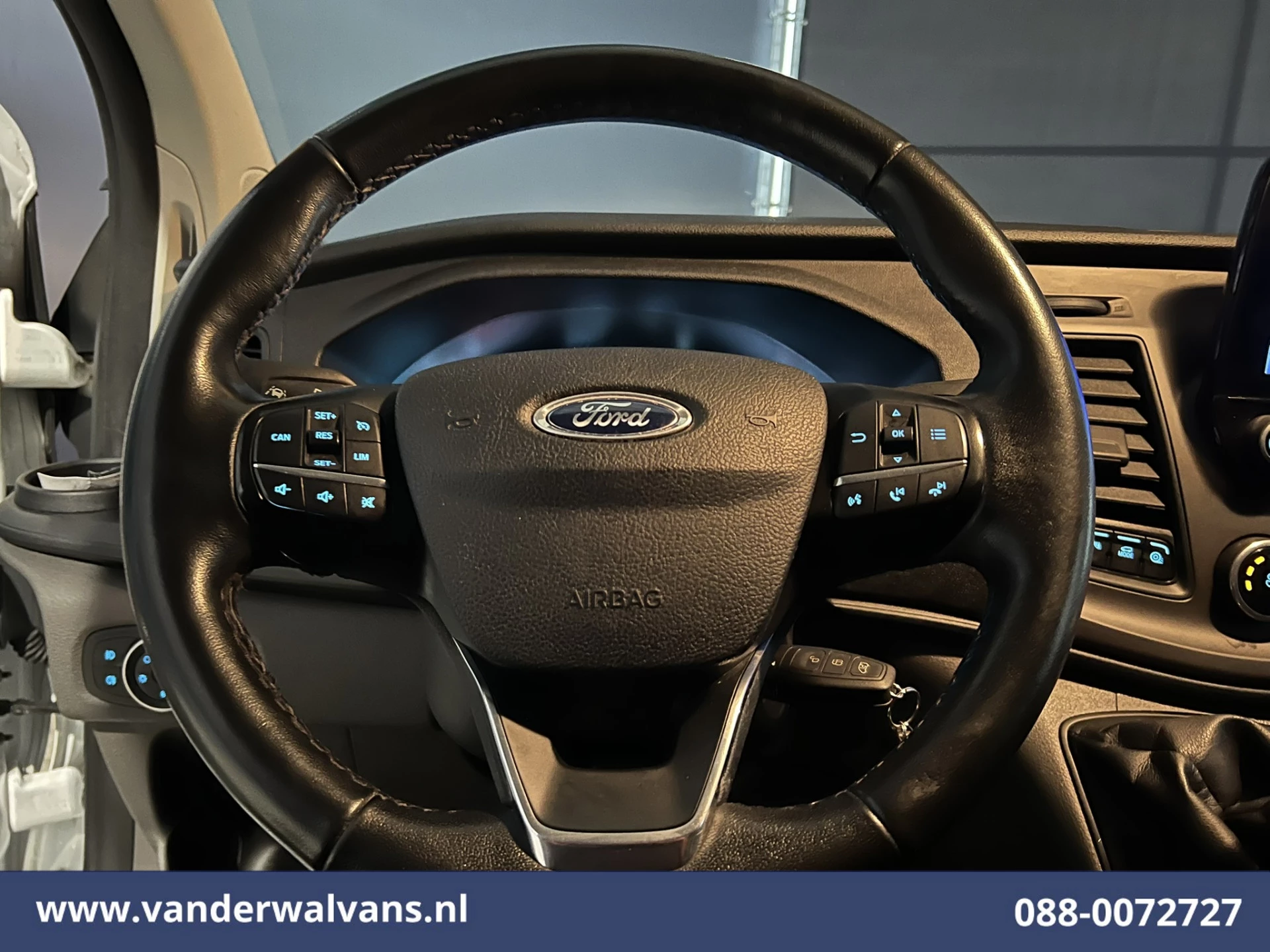 Hoofdafbeelding Ford Transit Custom