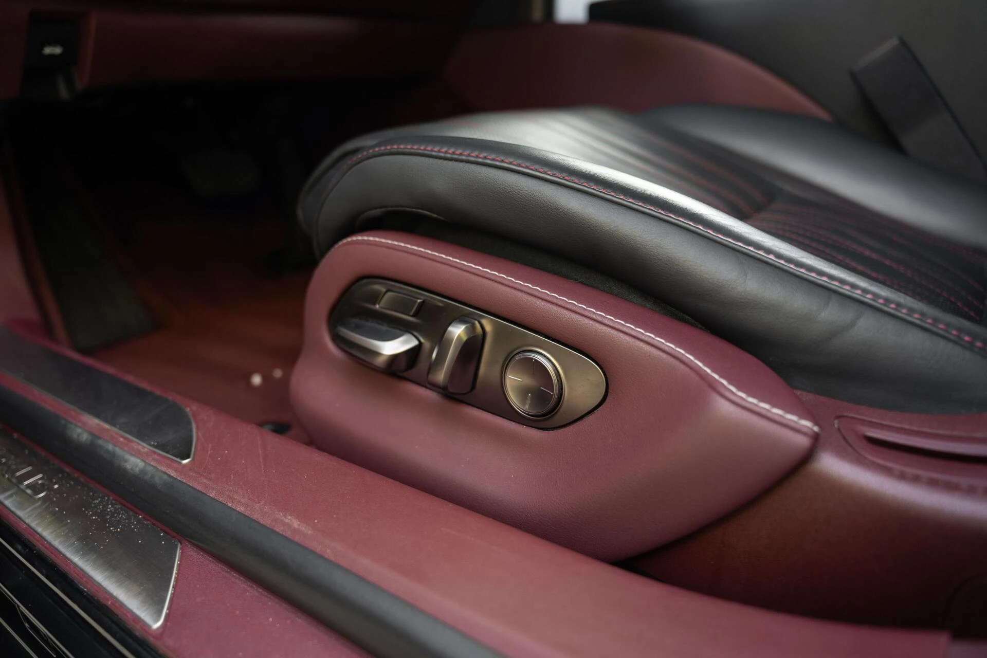 Hoofdafbeelding Lexus LS