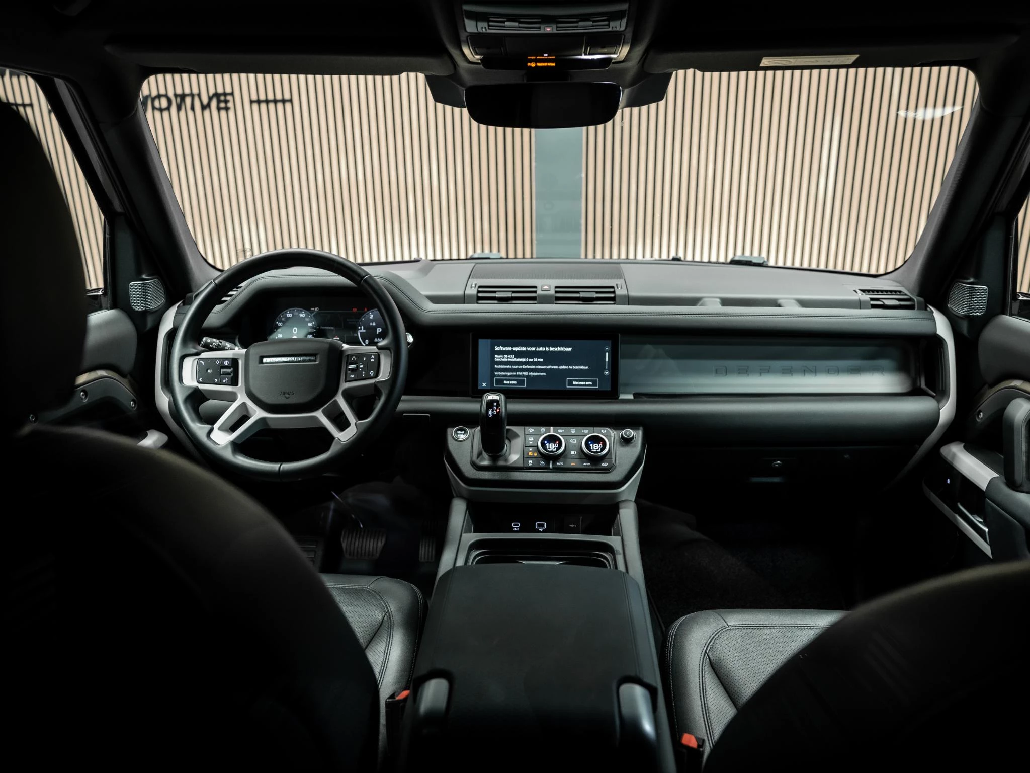 Hoofdafbeelding Land Rover Defender