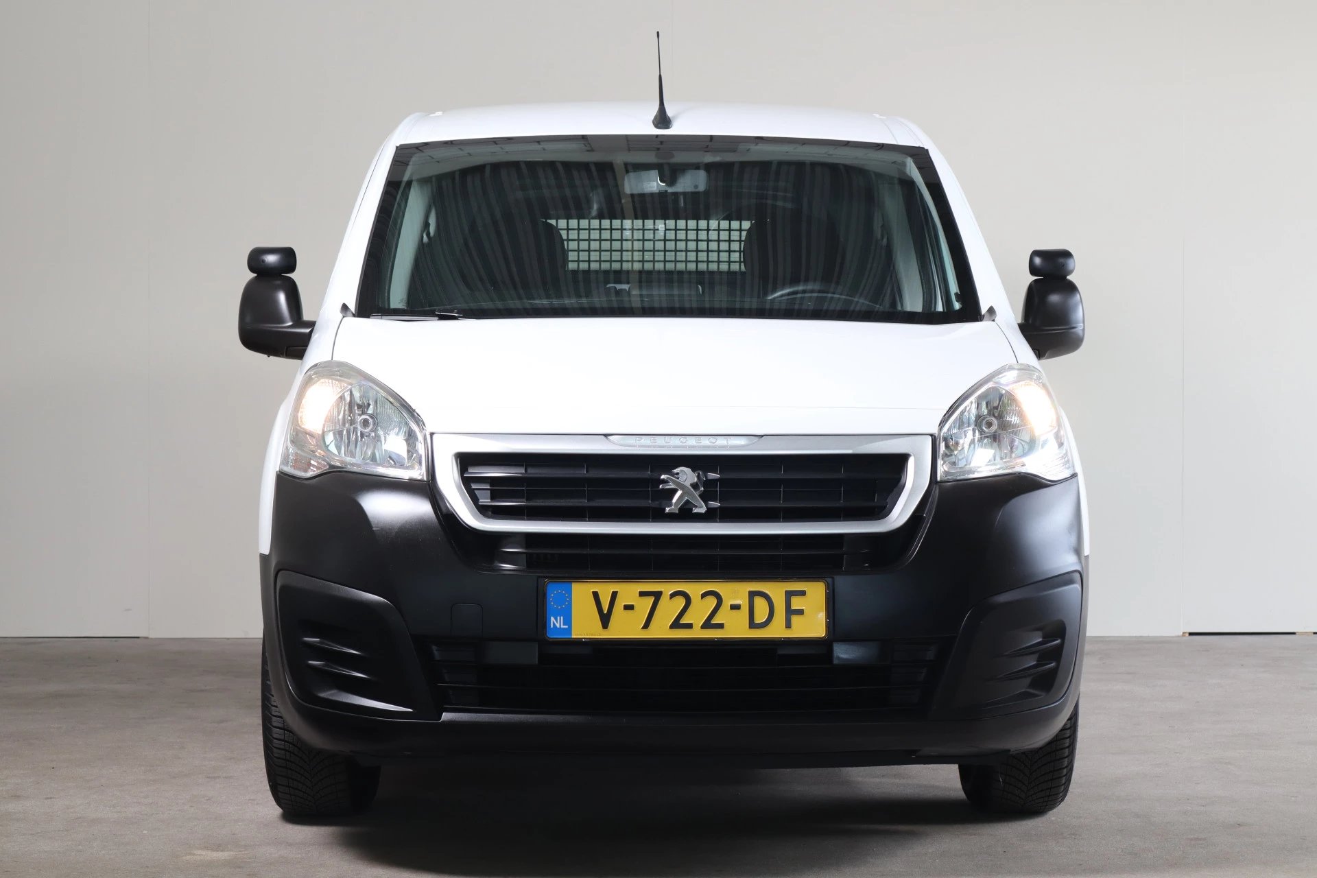 Hoofdafbeelding Peugeot Partner