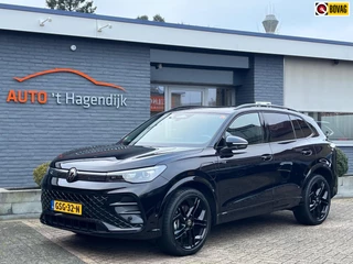 Volkswagen TIGUAN 1.5 eHybrid R-Line pano trekh leder NL-auto 1EIG NAP