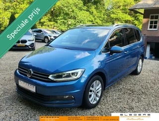 Volkswagen Touran 1.2 TSI Highline Trekhaak inklapbaar  Panoramadak