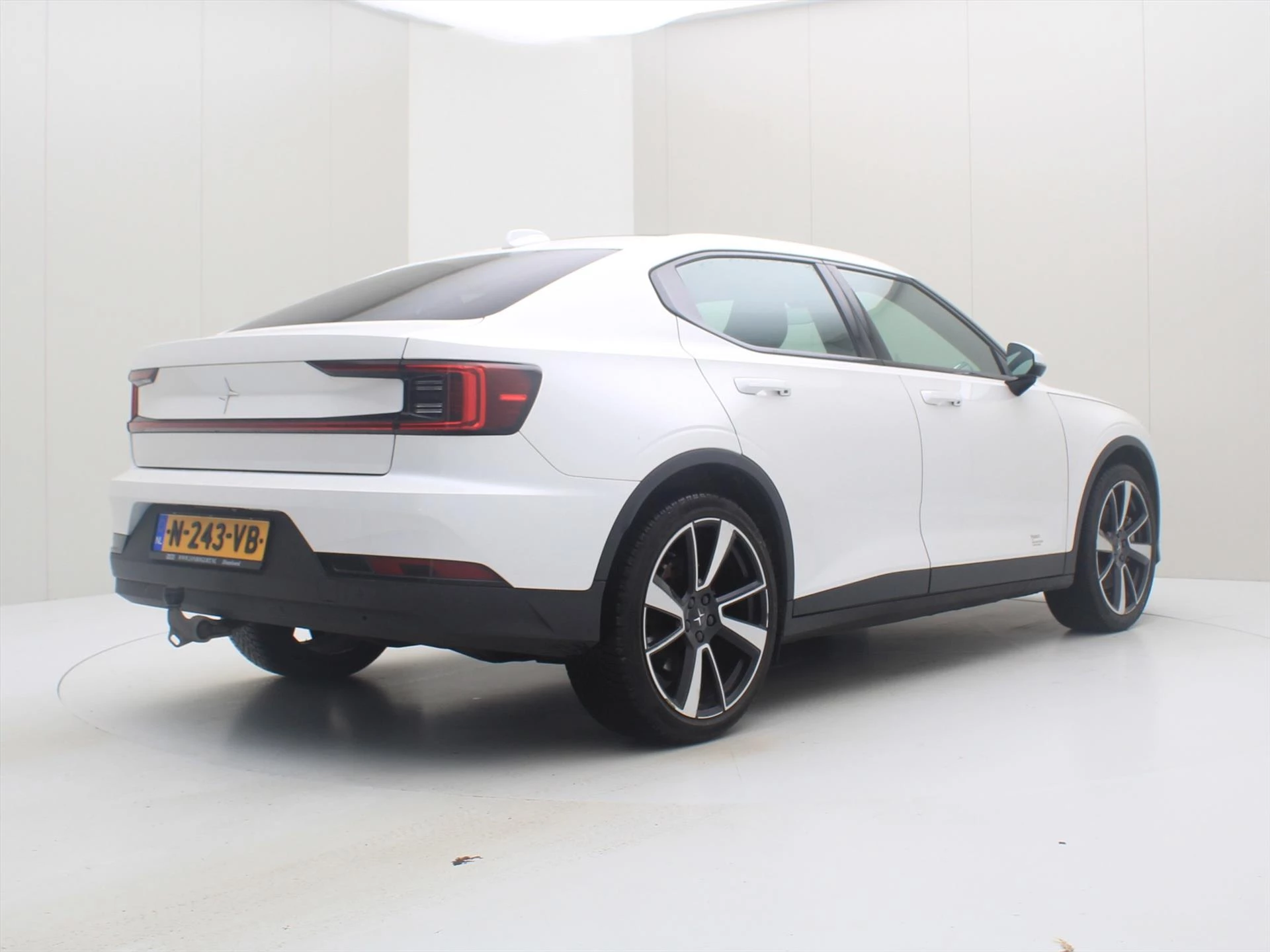 Hoofdafbeelding Polestar 2