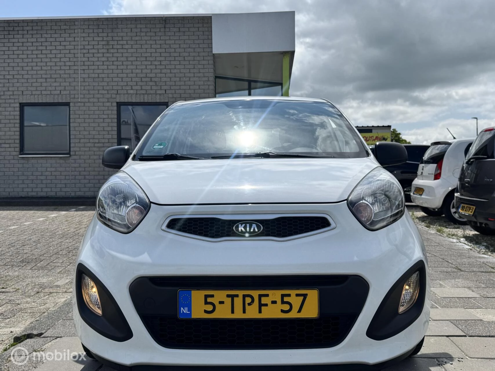 Hoofdafbeelding Kia Picanto