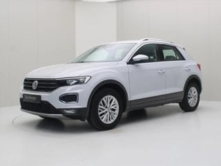 Volkswagen T-Roc 1.5 TSI 150pk 6-Bak Style Pack [ VIRTUAL+LED+LEDER+ACC+CAMERA+STOELVERWARMING+CARPLAY ]