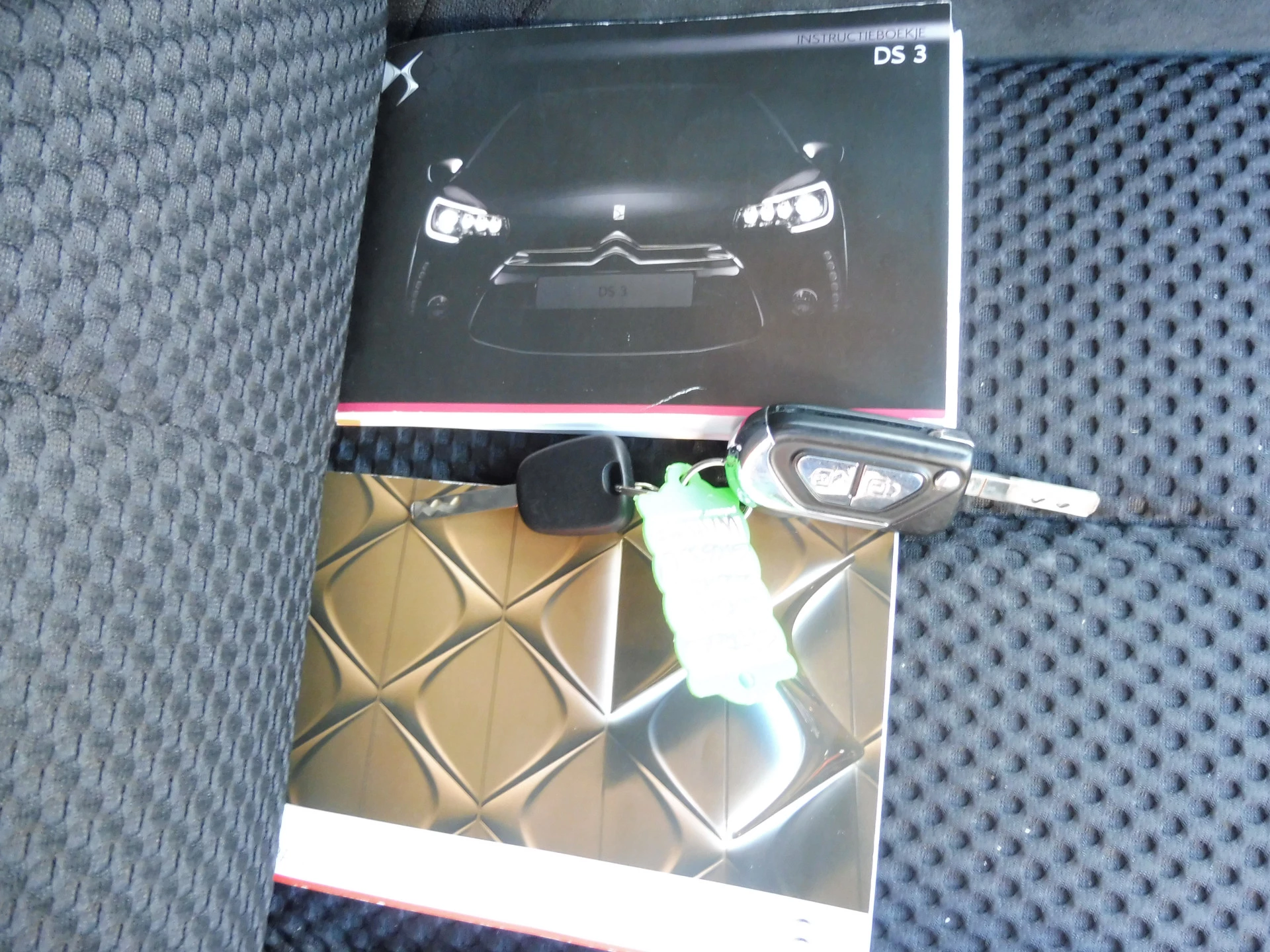 Hoofdafbeelding DS DS 3