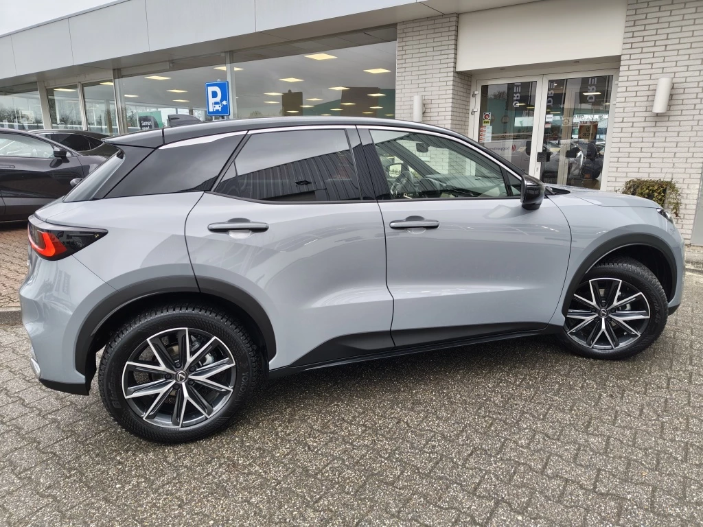 Hoofdafbeelding Lexus LBX