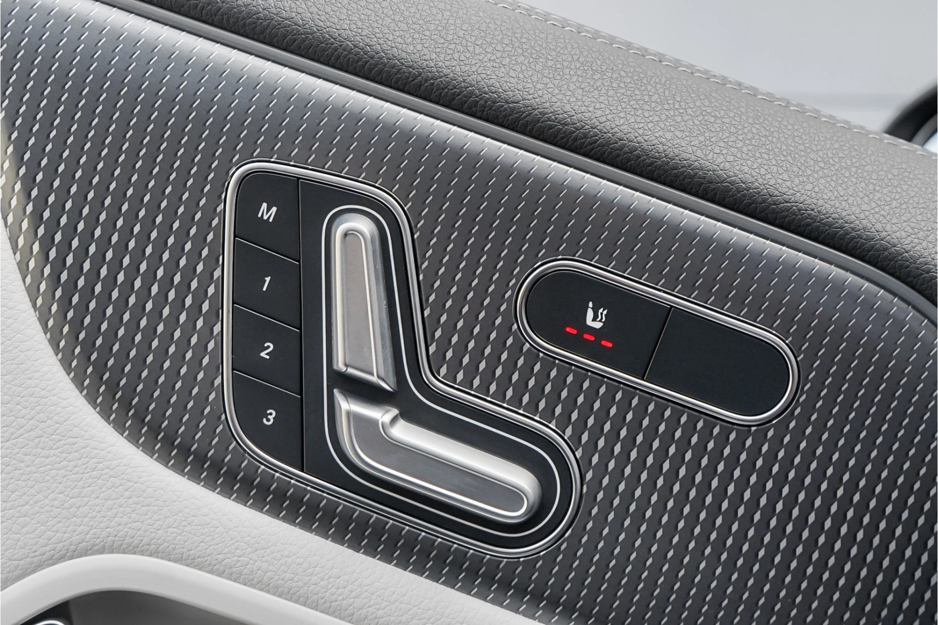 Hoofdafbeelding Mercedes-Benz EQA