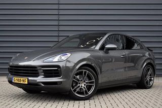 Porsche Cayenne Coupé 3.0 E-Hybrid 462pk | Panoramadak | Sport Chrono | Achterasbesturing | 21'' Velgen | Leder Dashbord | Orig. NL |
