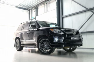 Hoofdafbeelding Lexus LX Lexus LX 570 5.7 V8 389 pk |  8 persoons | Mark Levinson | luchtvering | unieke auto!