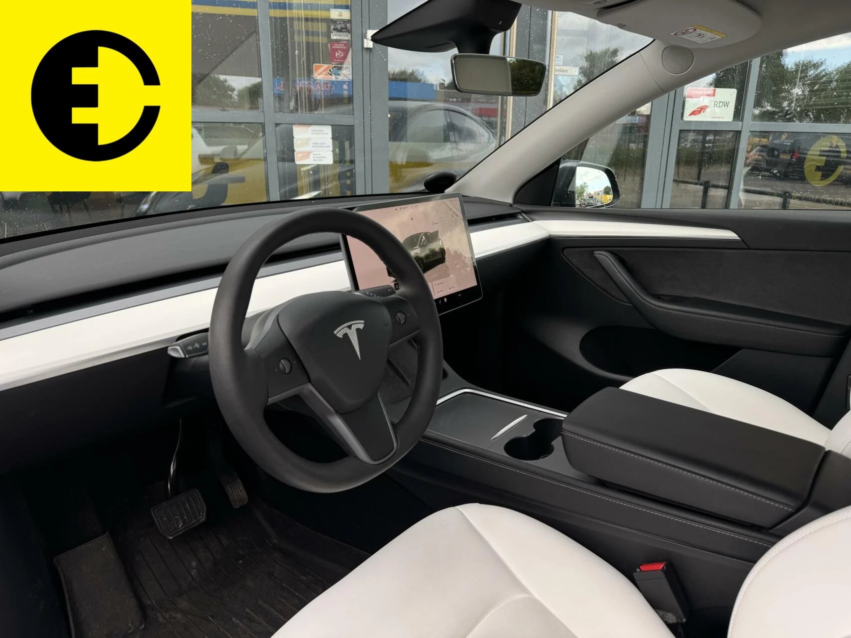 Hoofdafbeelding Tesla Model Y