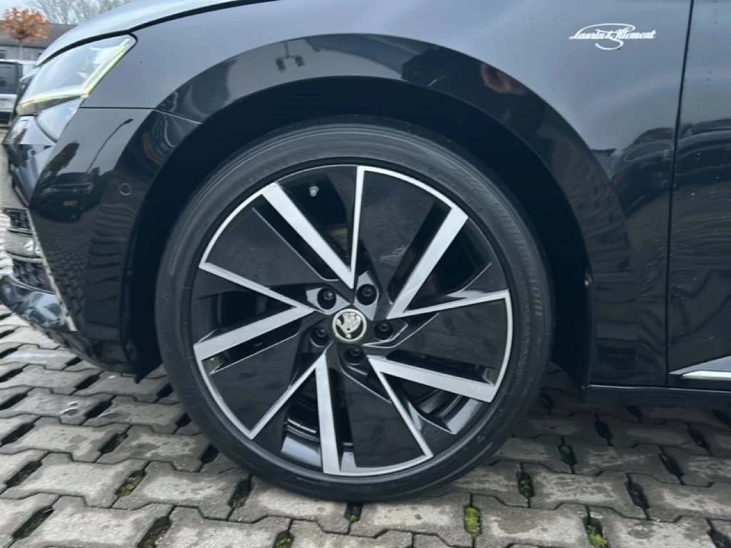 Hoofdafbeelding Škoda Superb
